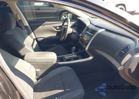 2015 Nissan Altima 2.5/2.5 S/2.5 Sl/2.5 Sv из США, поврежденный, VIN 1N4AL3AP7FN326274